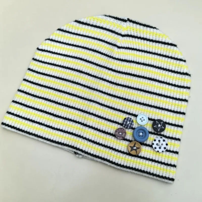 Early Autumn Striped Button Hat Women's Versatile Head Hat Cold Hat Big Head Show Face Small Personality Wrap Head Hat
