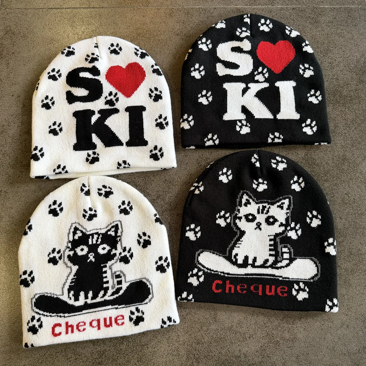 Cute Cat Wearing Double-sided Knitted Hat, Children's Autumn and Winter New Item, Cat Scratch Outdoor Skiing Cold Hat