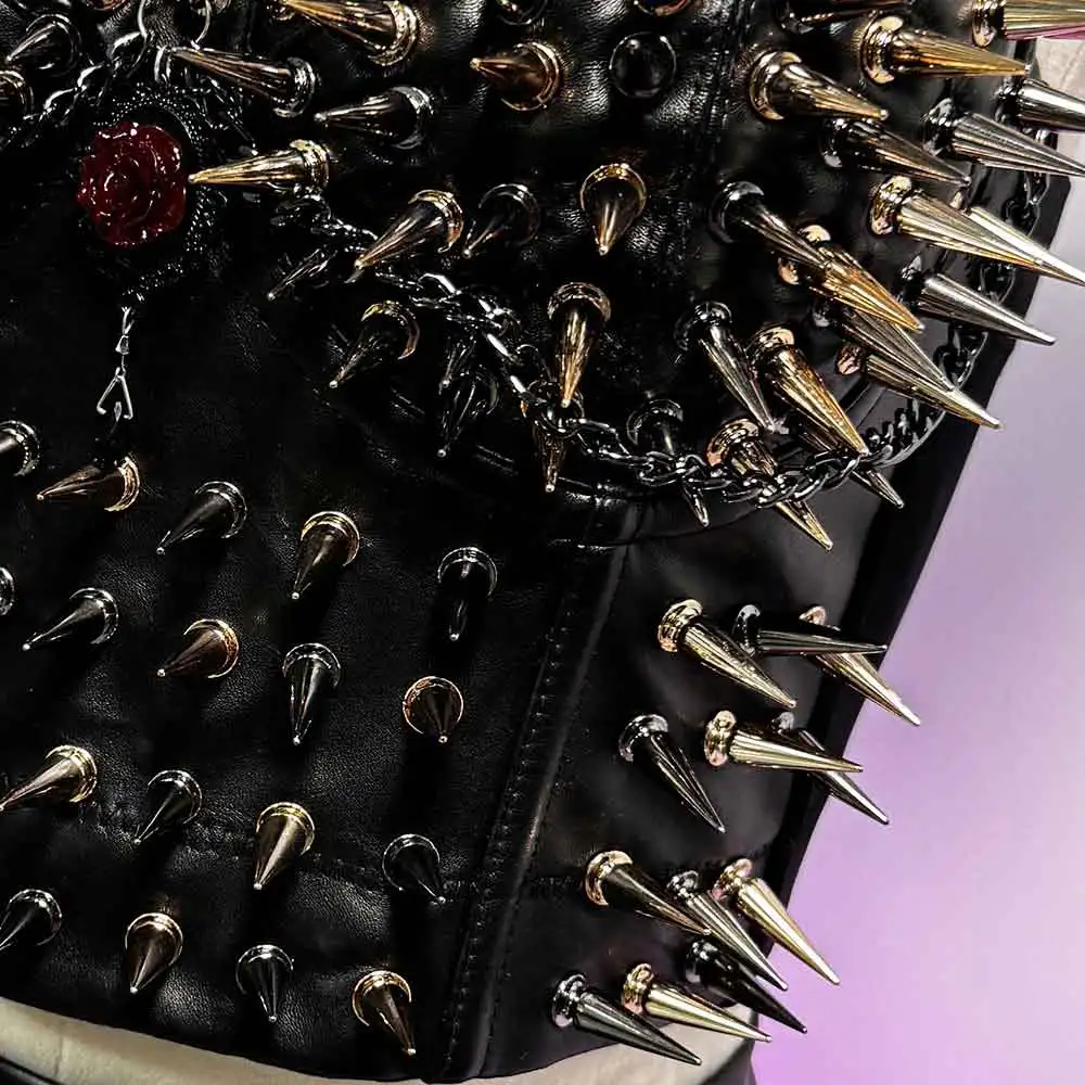 Camisola de cuero PU Chian Grunge Vintage DIY Y2K Halter TOPS Emo gótico E-Girls Spike tachonado remache Punk Rock Harajuku