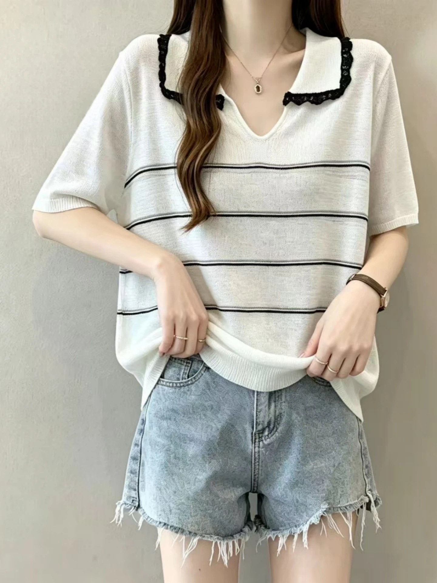 Lace Trim V-Neck Short Sleeve Ice Silk T-Shirt Women's Loose Fit Striped Base Top Summer New Style plus Size Slimming Effect