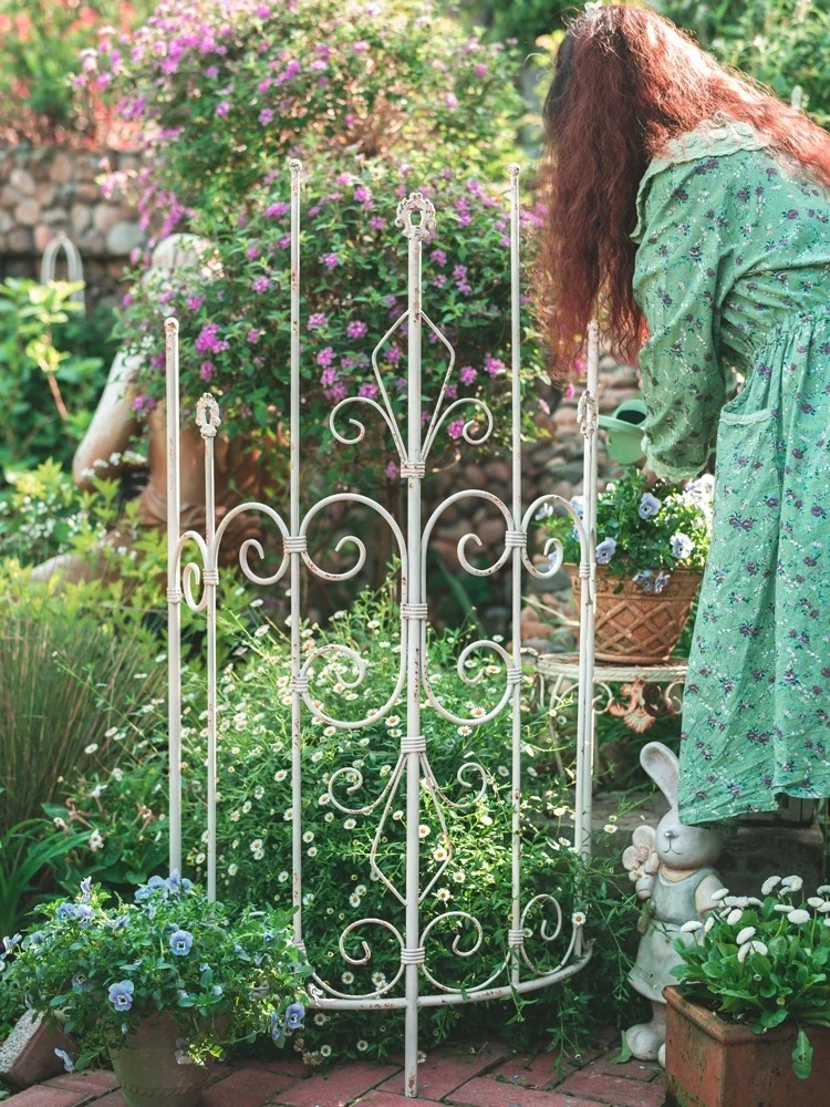 123cm Vintage White Iron Trellis | Half-Round Garden Arch | Climbing Plant Support