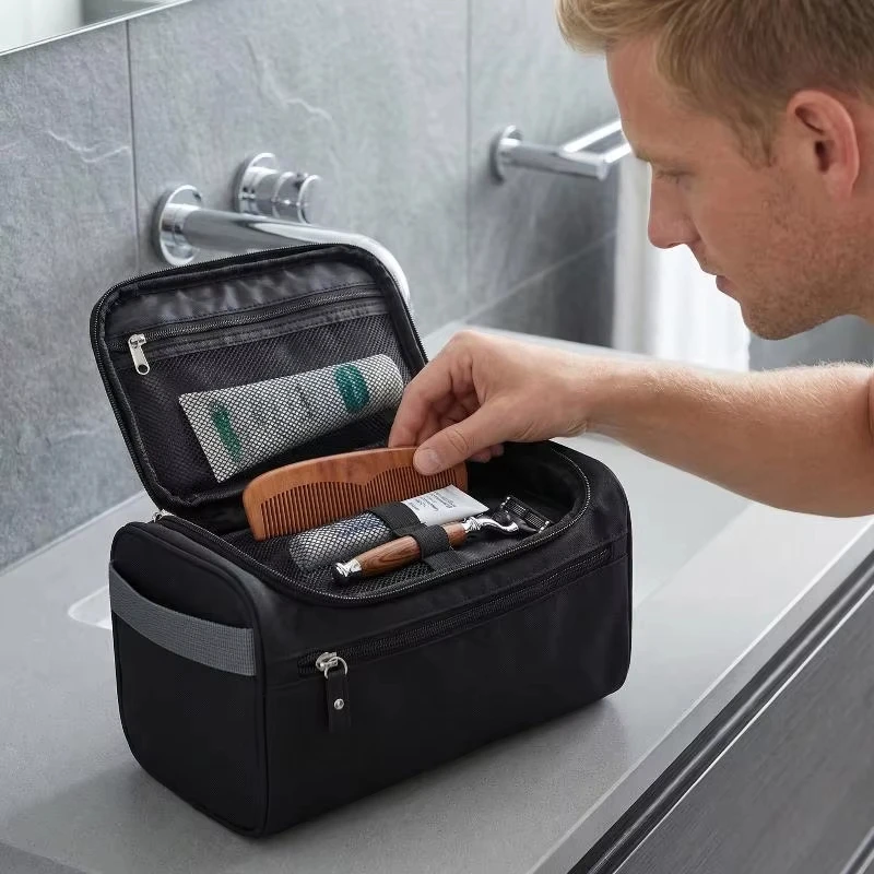 Multi-functional Travel Toiletry Storage Bag Men's Handheld Hook Large Capacity Organizer Portable Toiletry Pouch for Travel Use