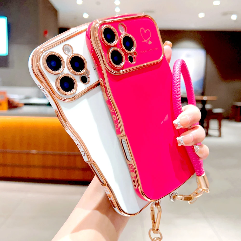 Coque souple plaquée pour iPhone 16 15 14 13 12 Pro Max Plus iPhone16 iPhone15 iPhone14 iPhone13 ProMax, housse de poignet avec lanière