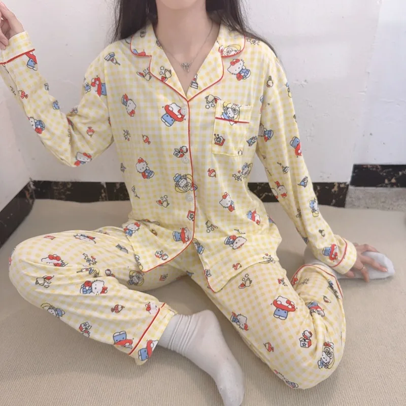 Spring and autumn cream yellow checkered Hello Kitty pajamas female sweet cartoon cute Sanrio pajamas can be worn outside