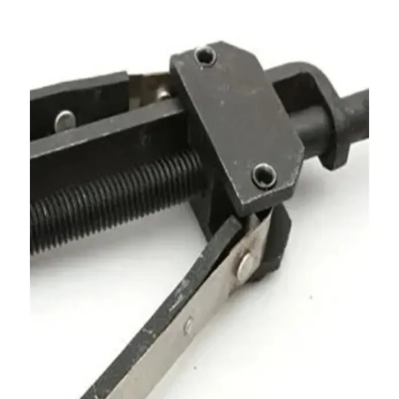 Suitable for flywheel fixed wrench, bicycle motorcycle specific front clutch rust prevention disassembly and maintenance tool