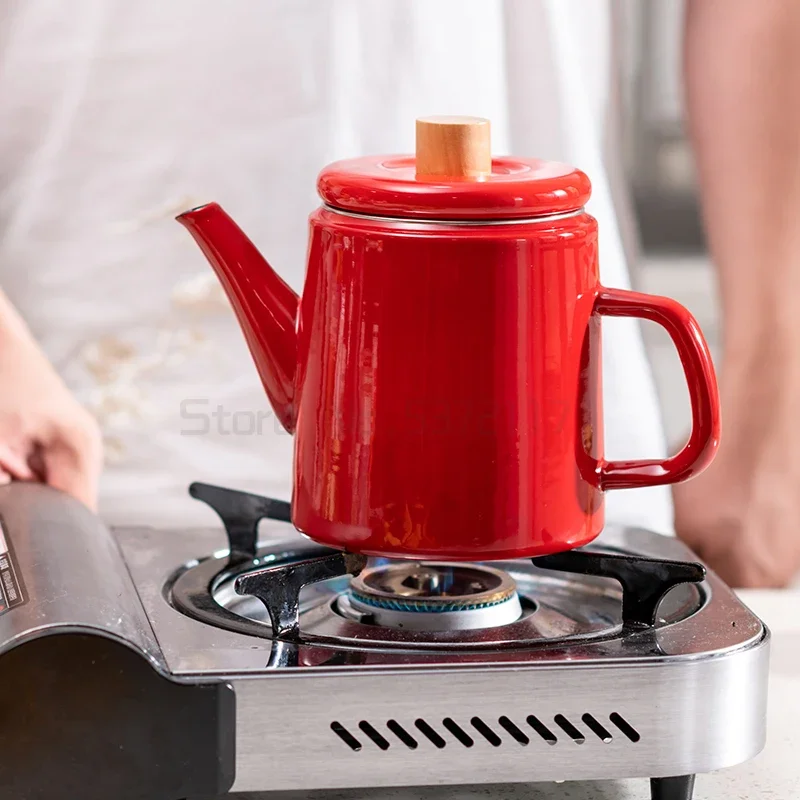 Classic Enamel Tea Kettle HighQuality Coffee Pot Sleek Home Brew Kettle Stylish Red White Coffee Carafe Durable Enamel Finish