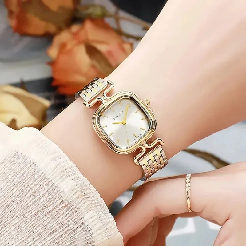 New Fashion Simple Casual and Versatile Women\'s Watch Stainless Steel Strap Wristwatch Female Small Square Quartz Watch Clock