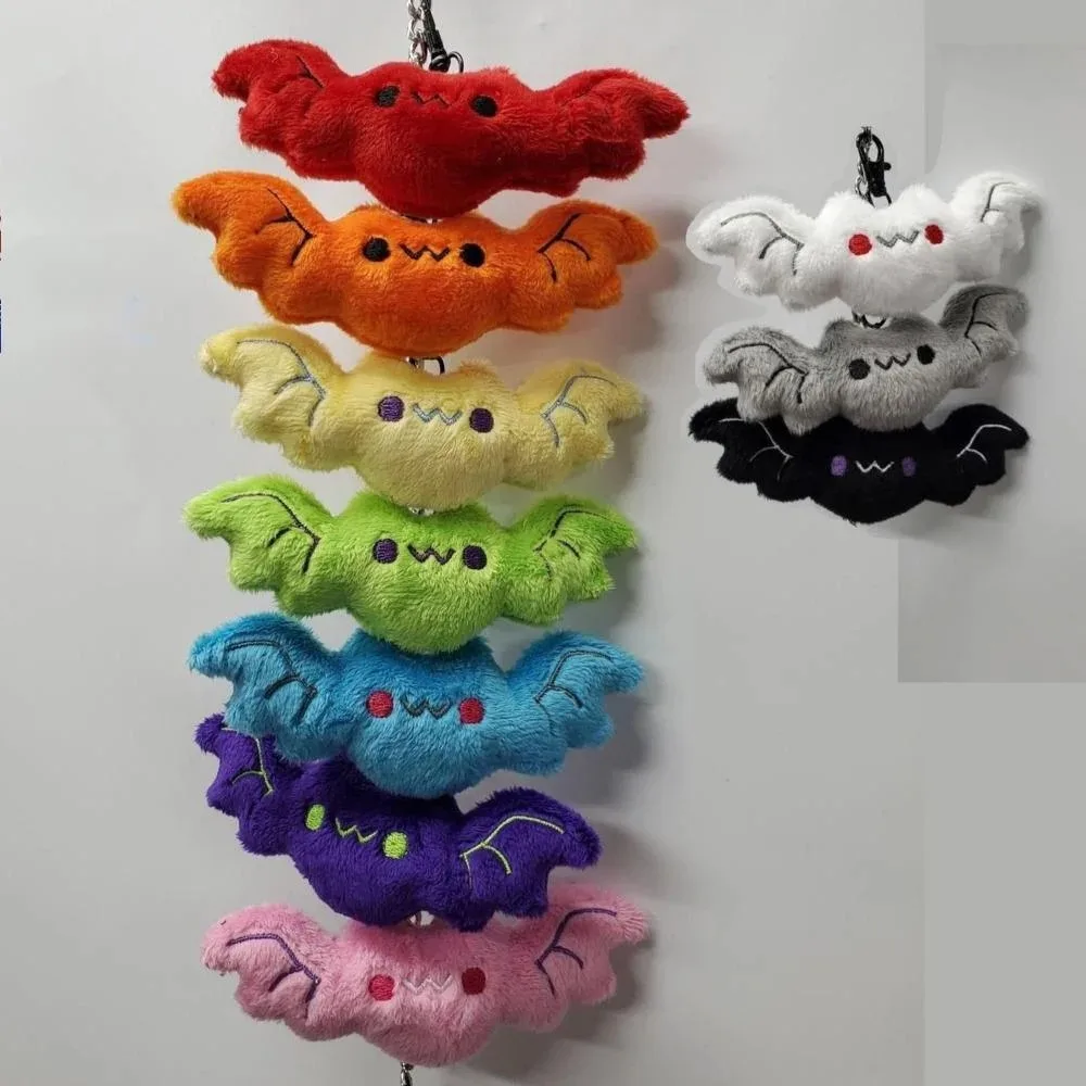 Simpatico portachiavi con pipistrello di peluche ripiene, mini ciondolo per borsa per bambola di peluche di Halloween, accessorio chiave multicolore