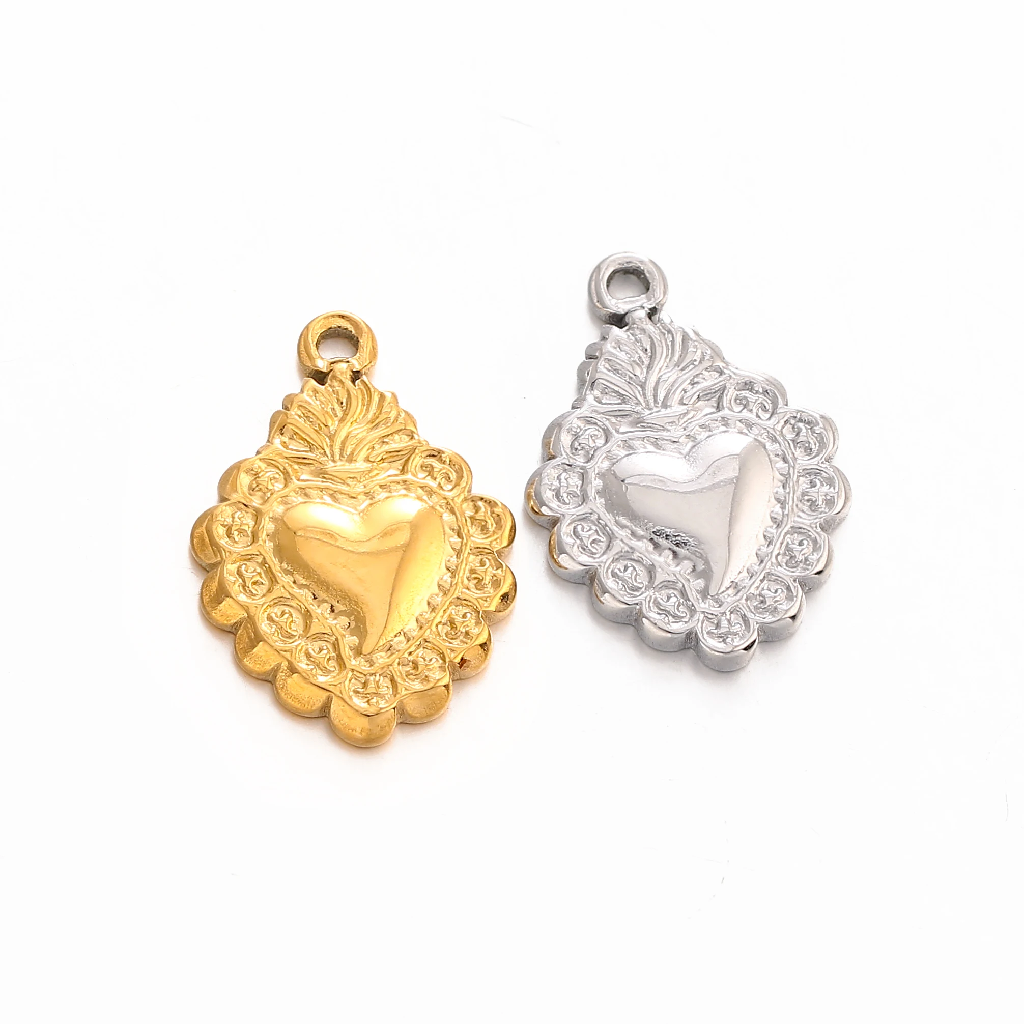 3Pcs 18K Plated Sacred Heart Charms Stainless Steel Amulet Heart Pendants for Mother's Day DIY Necklace Bracelet Jewelry Making