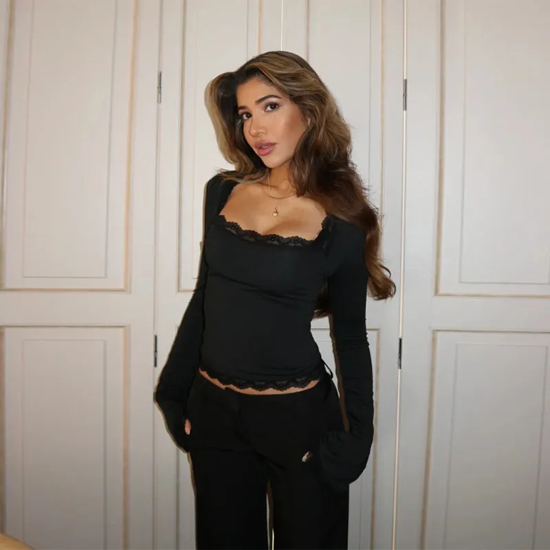 

Temperamental and Sexy Women's Long-sleeved T-shirt Sexy and Versatile Slim-fitting Long-sleeved Top with Creative Lace Design