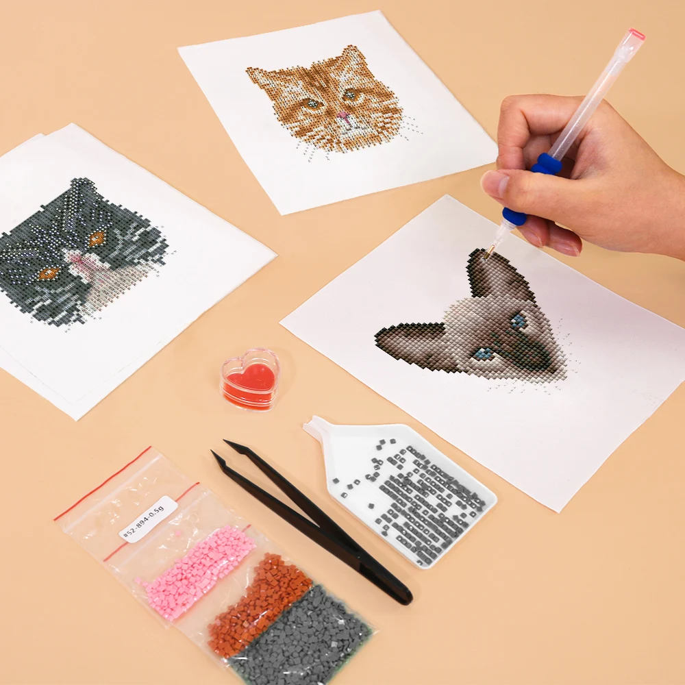 Cute Cat 5D Mini Diamond Painting -4 Pieces, Simple Diamond Artwork, DIY Creative Mini Accessories, No Frame, 15x20cm