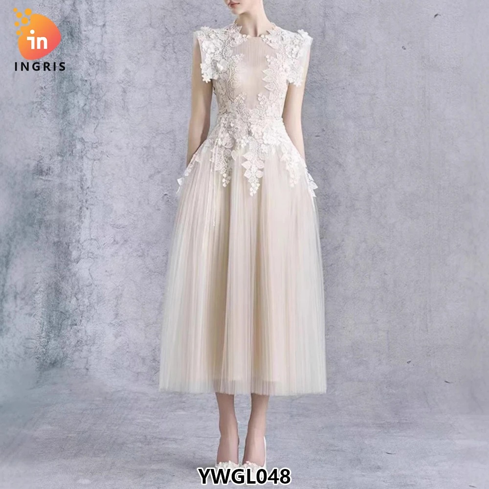 

Glitter Beading V Neck Lace up Applique Elegant Wedding Party Gowns Custom Made a Line Court Train Bridal Dress-YWGL048