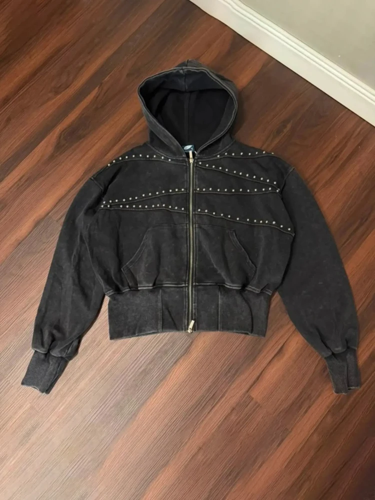 Modischer dunkelgrauer Zip-Hoodie für Damen, schick gewaschen, mit Metallnieten-Verzierung, langärmelige Kapuzenjacke, Herbst, Damen-Streetwear für den Alltag 2026 – Detail 12