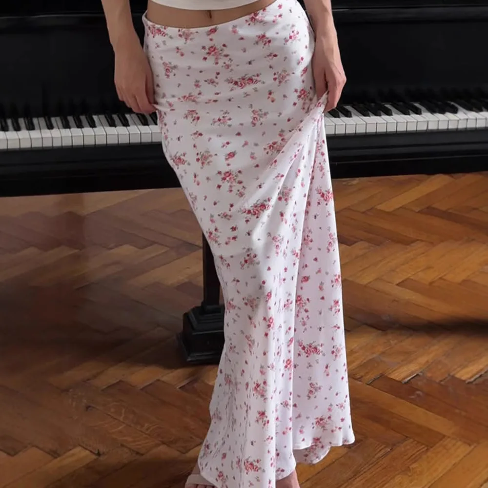 

Summer Women's Clothing Fresh Floral Print Beach Vacation Slim-fitting High-waisted Skirt Gentle Wind Long Skirt