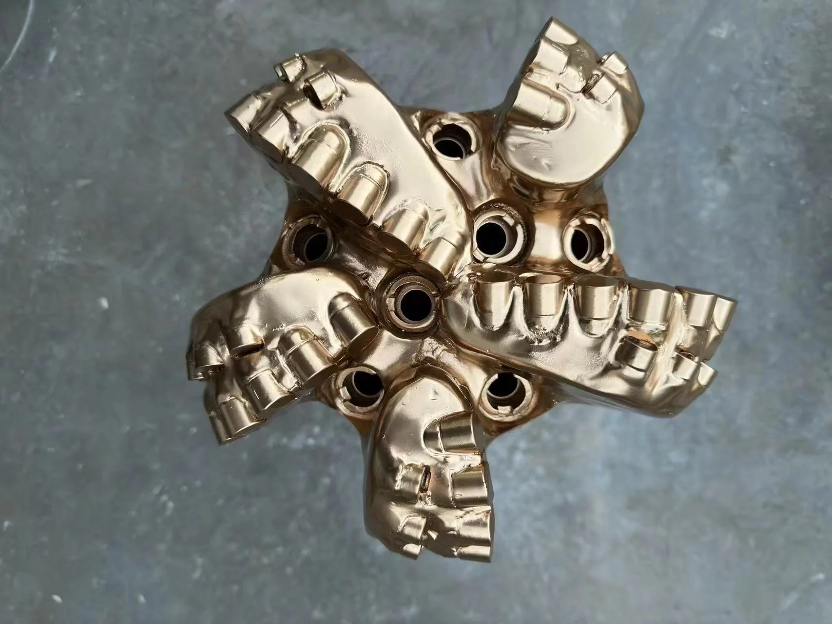 5 lâminas 8,5 polegadas PDC Core Drill Bit Cortador de fileira dupla para perfuração de poços de água