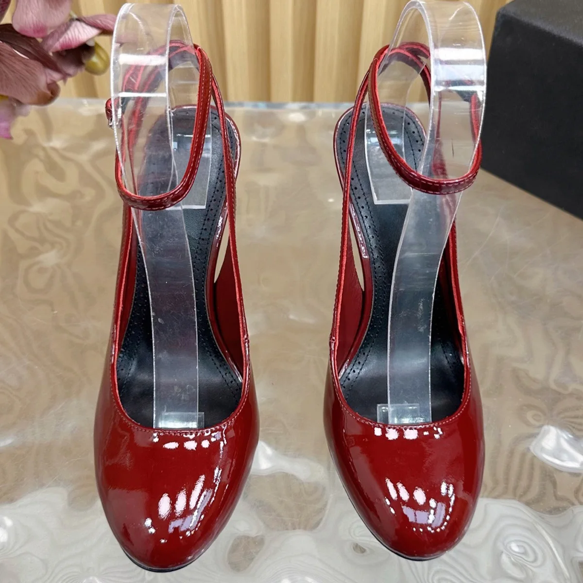 

2026 Women's Patent & Calf Hair Round Toe Ankle-Strap Pumps, Elegant Stiletto Heels for Evening & Party YYT25031401