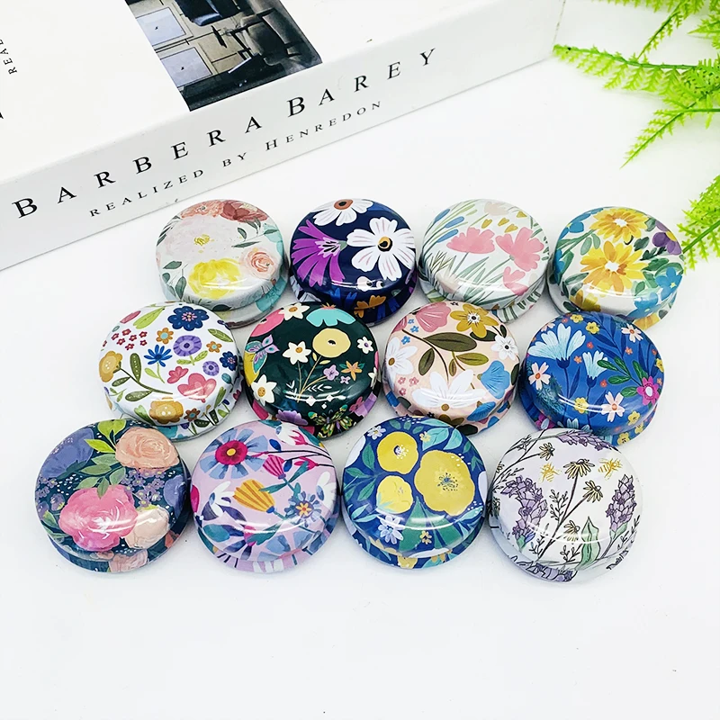 Afbeelding 4: 1PC Bloemen Kleine Pil Tin Opbergdoos Mini Zelfgemaakte Zalf Metalen Organizer Container Draagbare Sieraden Snoep Verpakking