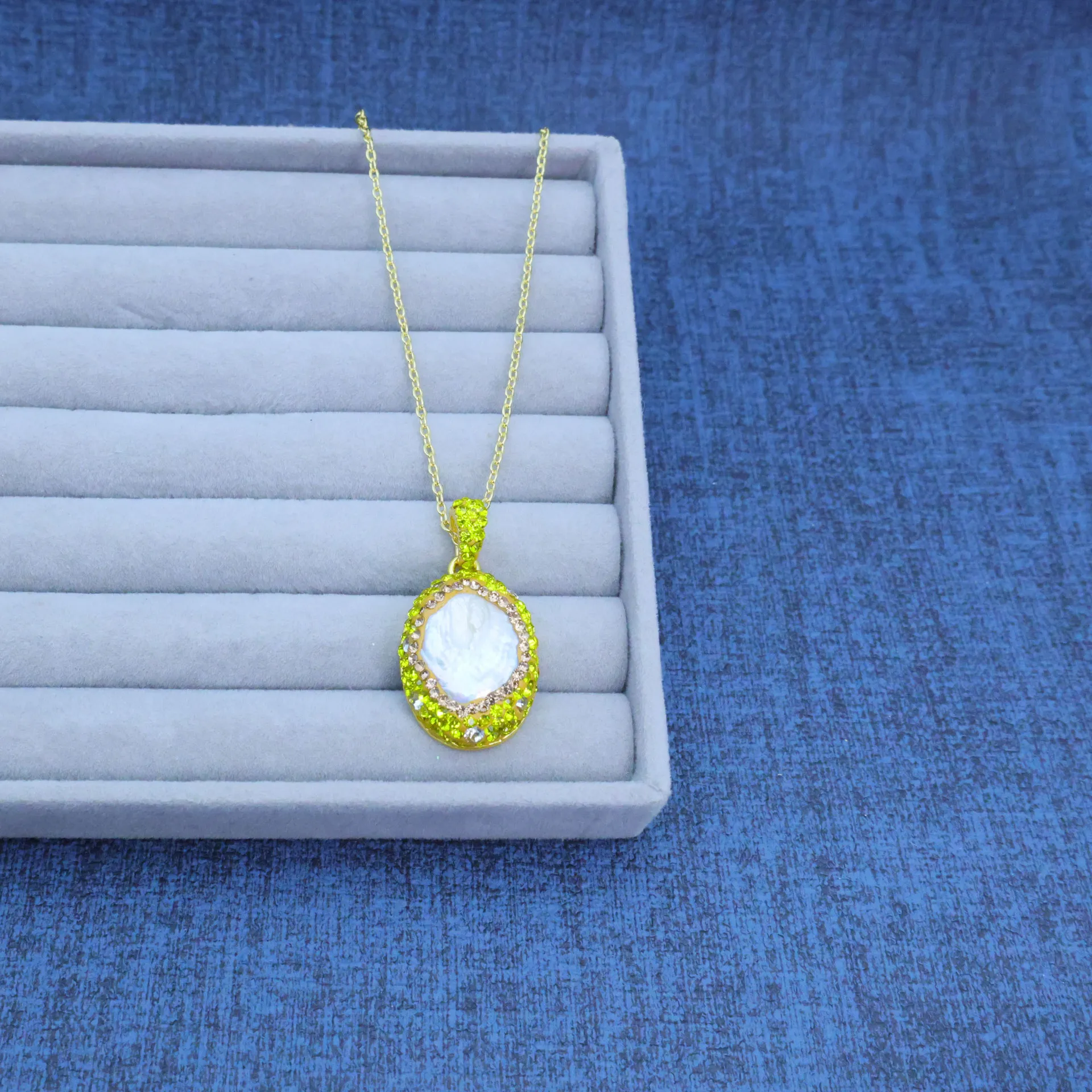 Natural Baroque pearl necklace earrings, three-piece set of natural freshwater special-shaped pearls, high-end handmade