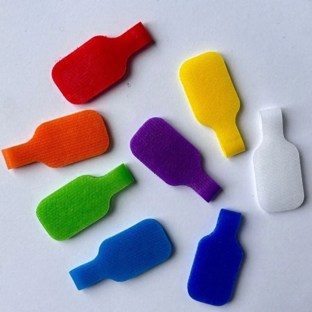 Etichette per cavi autoadesive impermeabili da 24 pezzi Organizzatore di cavi da tavolo in nylon riutilizzabile Etichette per cavi durevoli color arcobaleno