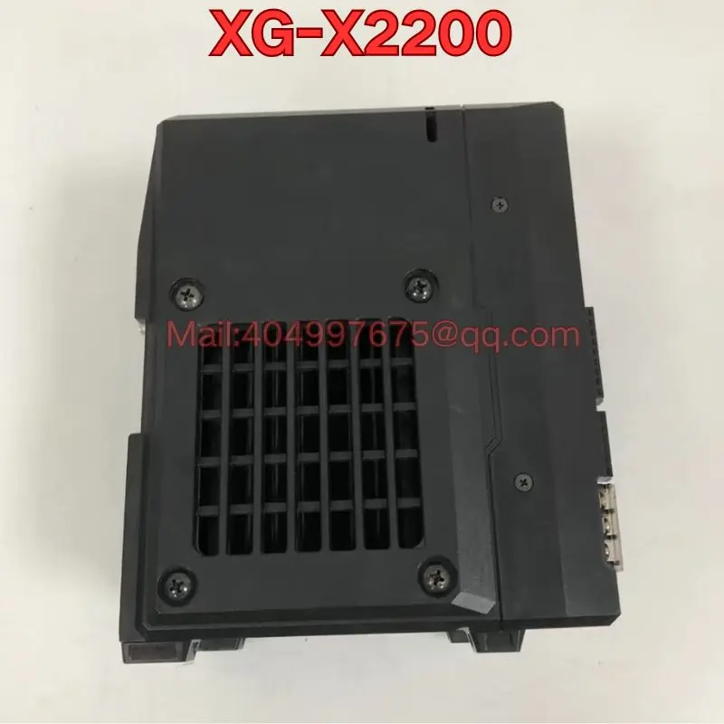 Second-hand XG-X2200 vision controller function test is normal