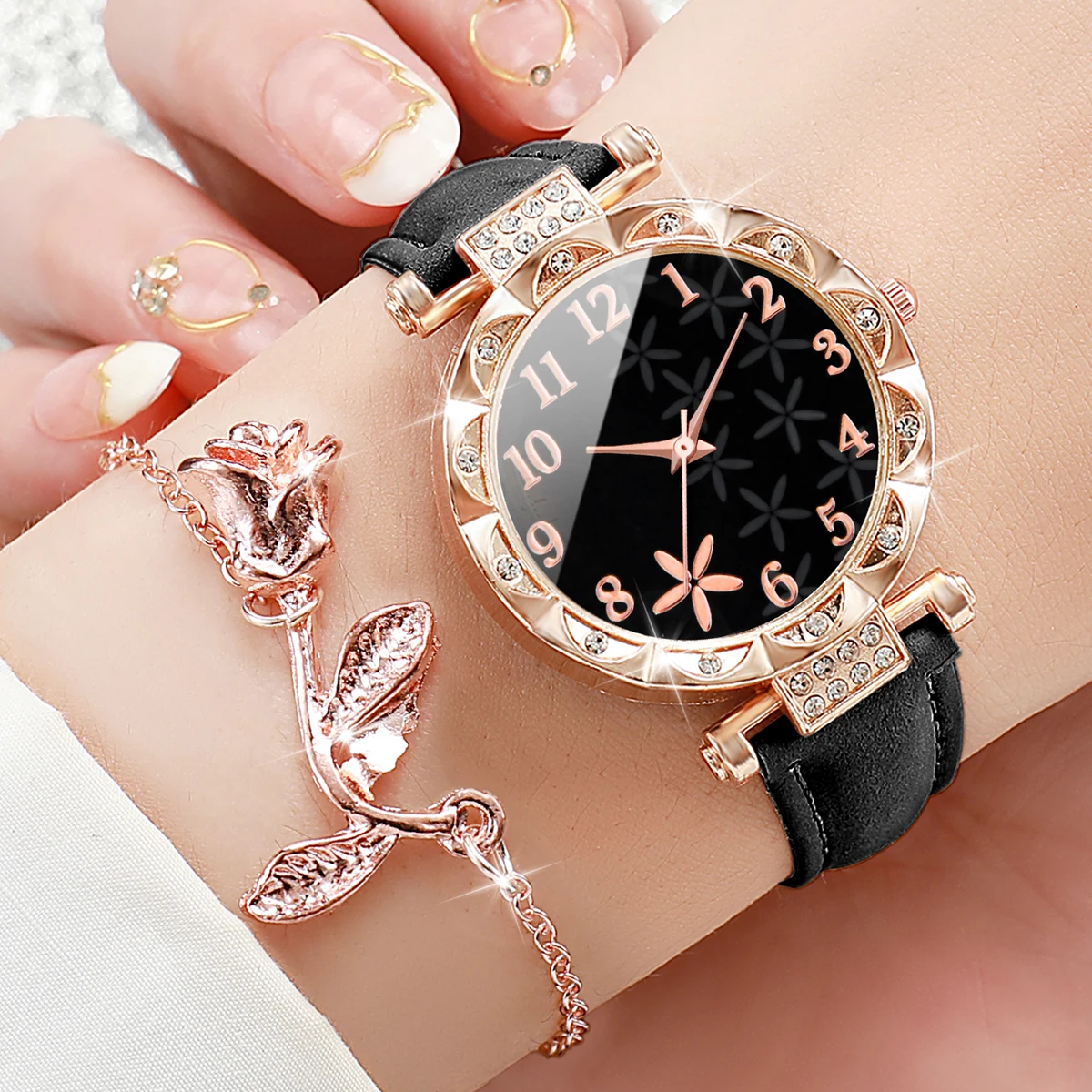 2PCS/Set Fashion Flower Dial Women\'s Watch Leather Band Analog Quartz Watches Rose BraceletSet(Without Box)