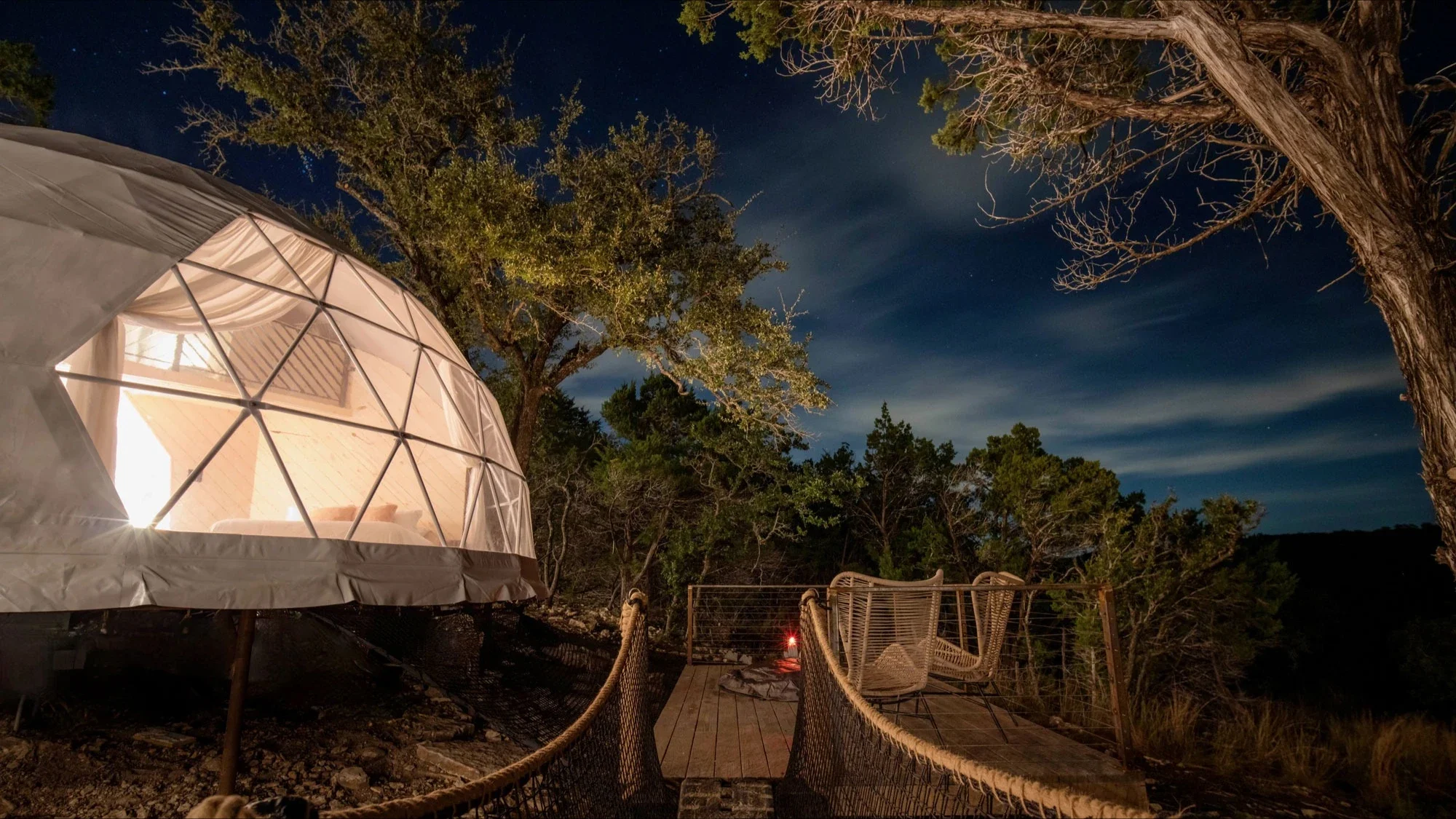 Premium Luxury Dome House For Glamping Resort With Customized Furniture Interior And Complete Project Service