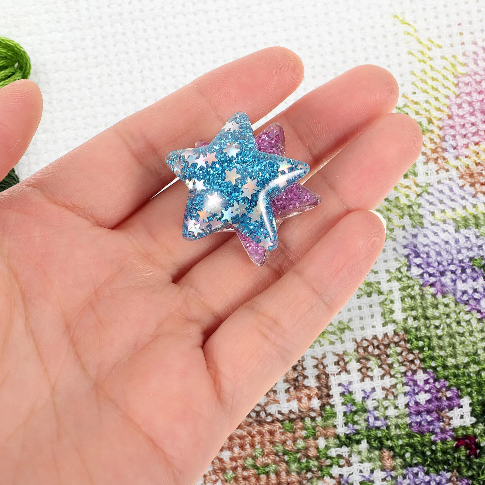 

Набор из 4 магнитных держателей для алмазной мозаики: компактные, с мультяшным дизайном, легко удерживаемые фиксаторы для DIY-творчества с алмазами