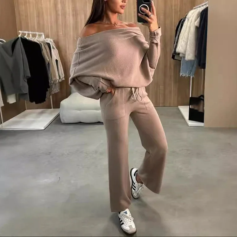 

Winter Sexy Off Shoulder Batwing Sleeve Solid Color Casual Suit New Winter Hollow Sweatshirt Pullover Top&Straight Leg Pants Set