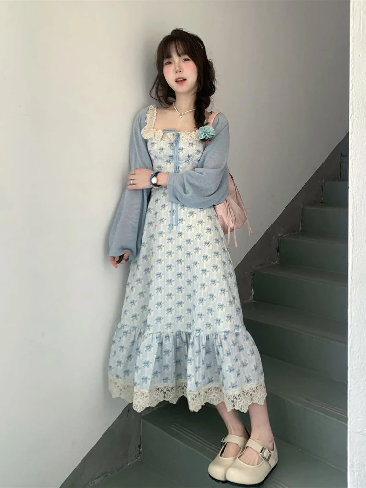 Damska sukienka w stylu francuskim z falbanką i kokardką Słodka sukienka wróżki Letni kwiatowy nadruk Spaghetti Pasek Bez rękawów Szykowne sukienki z wysoką talią