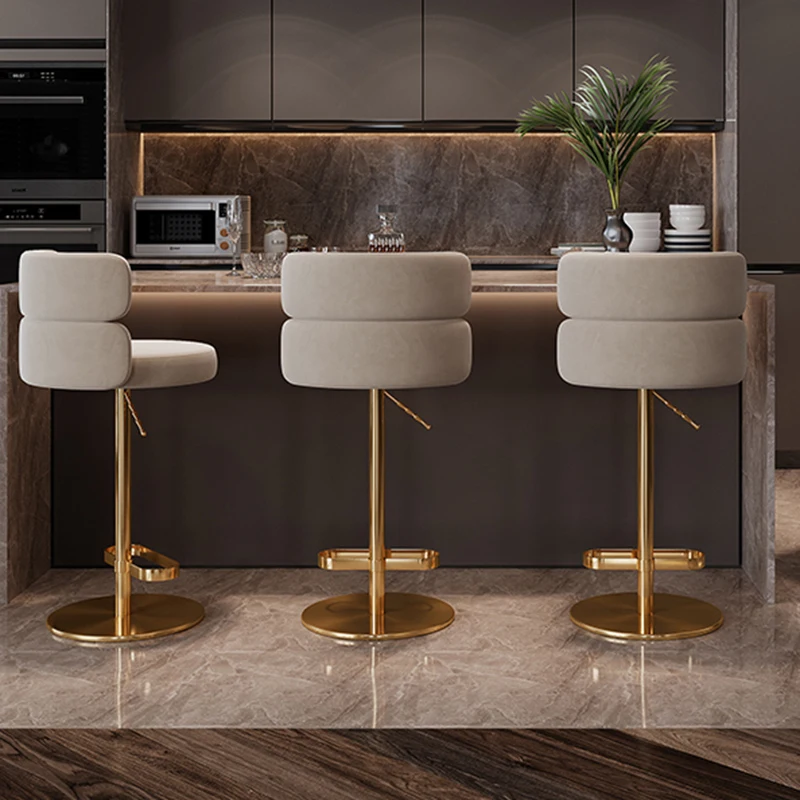 Sgabelli da bar con accento girevole Soggiorno alto Design di design Sgabelli da bar grigi regolabili Comodi mobili da bar Banqueta in metallo