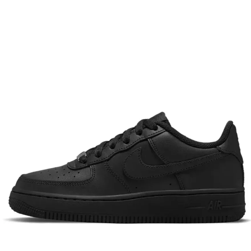 Рисунок 4 - Низкие детские кроссовки Nike Court