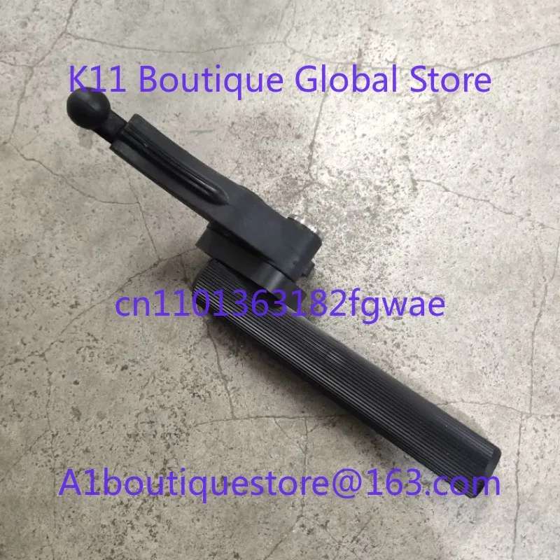 Sports wheelchair scissor brake imported high-grade horizontal brake, can be used with clip block, black handbrake is safe and