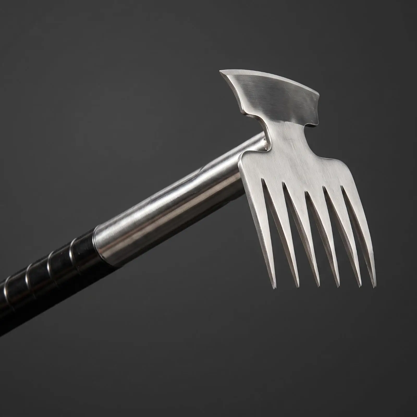 Durable Weeding Rake Garden Multi Tool with Polished Metal Finish for Farm Weeding Machine and Stubborn Weed Removal