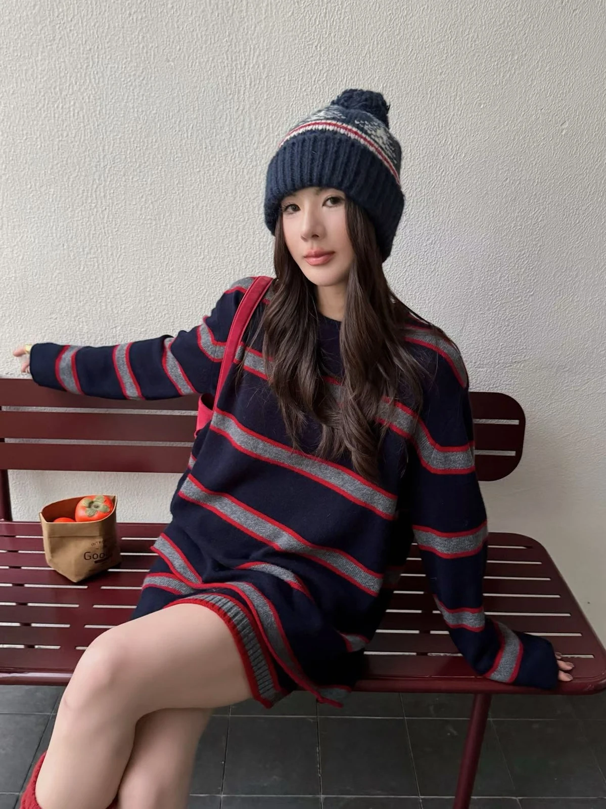 

Вязаный свитер в полоску в стиле ретро и комплект юбки Faion Color Blo Осень-зима Новый комплект из двух предметов High End Trendy