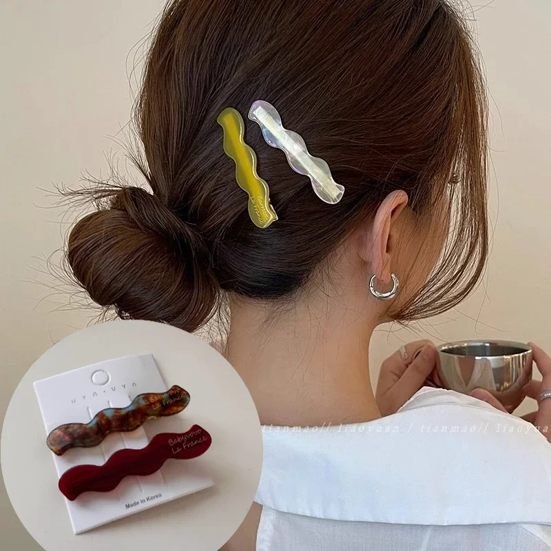 

Acetate Wavy Duckbill Bangs Hair Clip for Women Korean Minimalist Barrette Non Slip Lightweight Elegant Daily Versatile