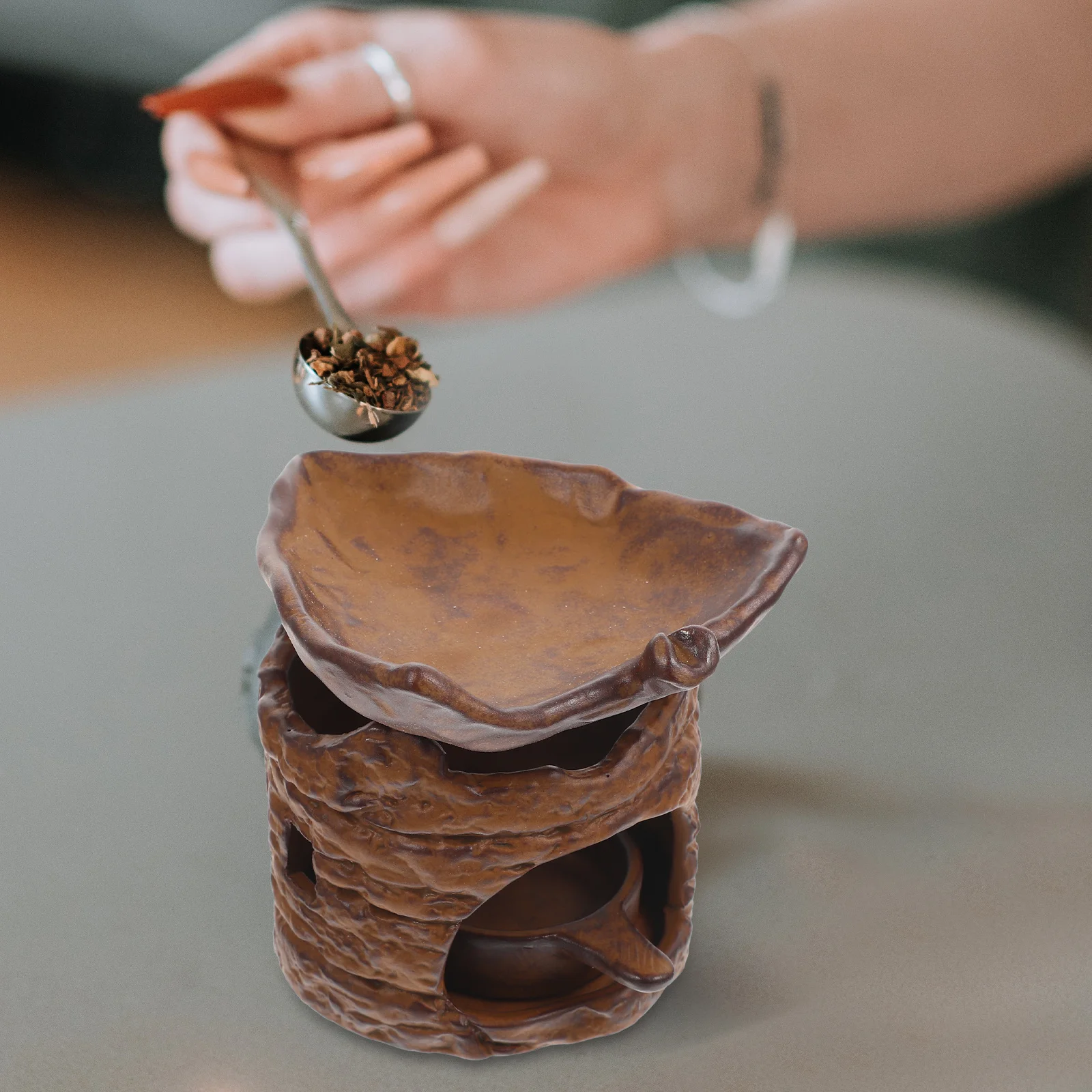 

Incense Burner Desktop Essential Oil Censer High-Grade Material Aromatherapy Stove Home Decoration Aroma Burner