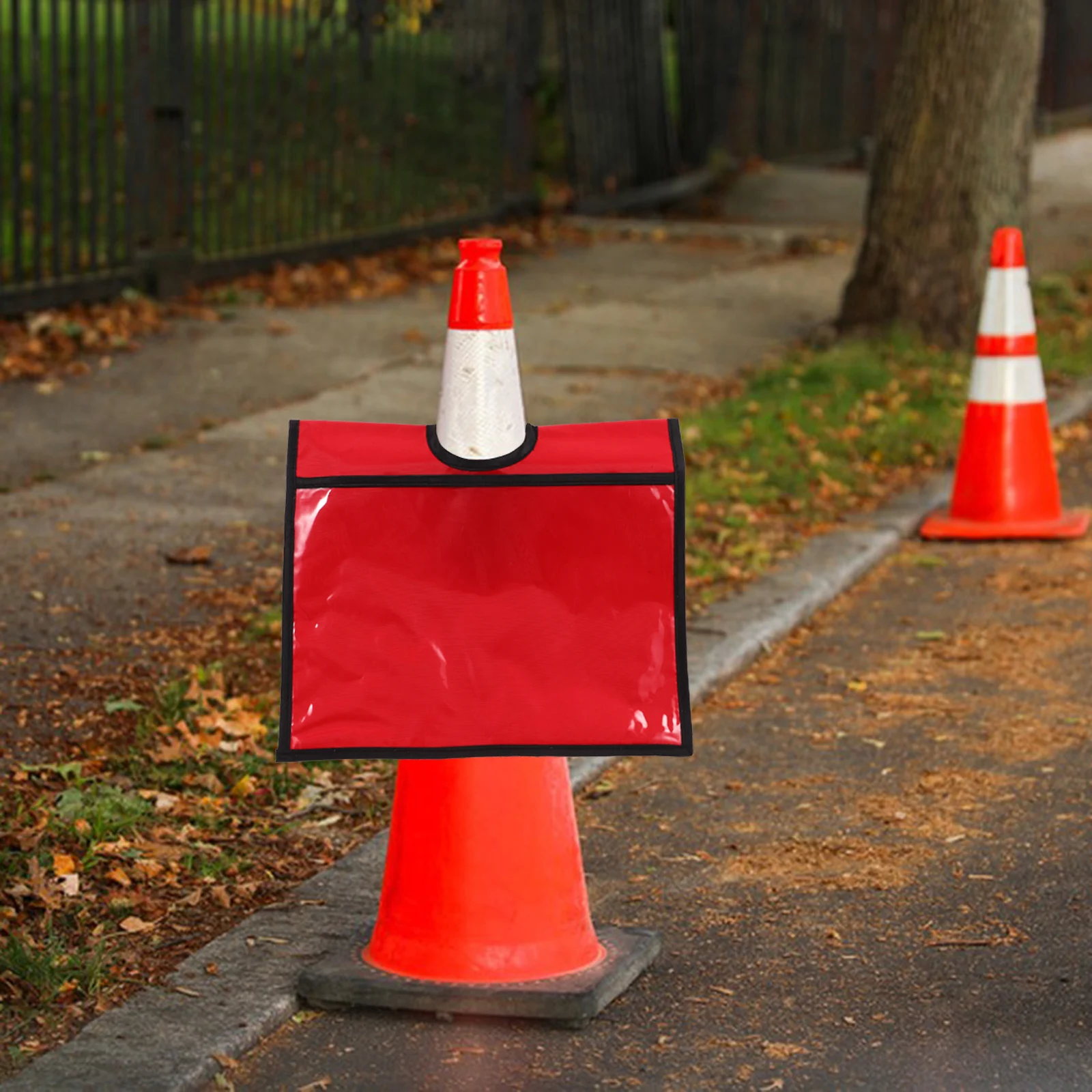 

2 Pieces Cone Warning Sign Bright Yellow Reflective Traffic Cone Sleeve For Cushion Covers for Safety Vest Pocket PE PVC