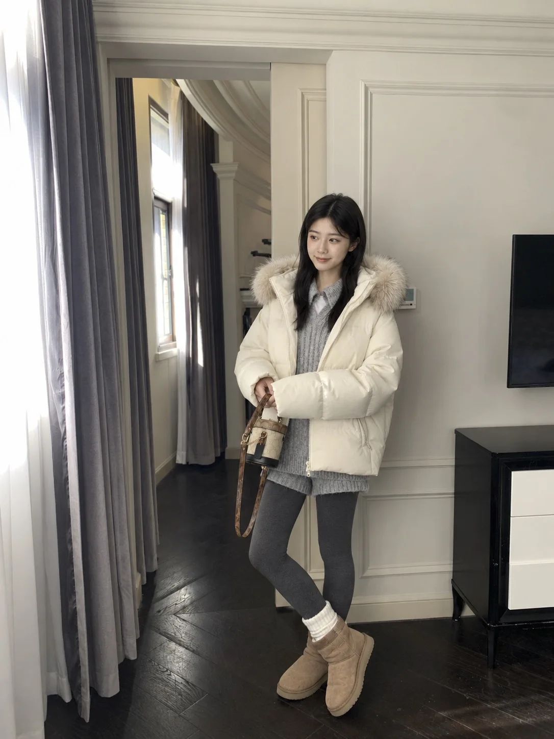 Winter Hooded Natural Large Fur Collar Down Jacket Women White Duck Down Zipper Parker Outwears Female Warm Thick Down Jacket