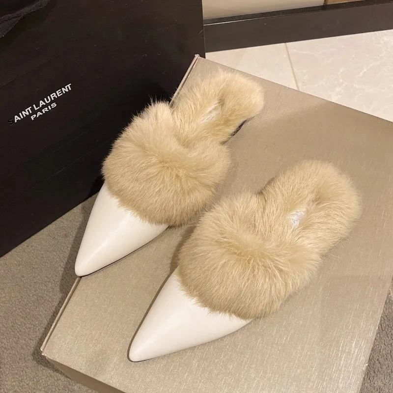 Winter New Baotou Slippers Women\'s Fashion Pointed Head Plus Fleece Slip-on Soft Soles Non-slip Comfortable Flat Shoes