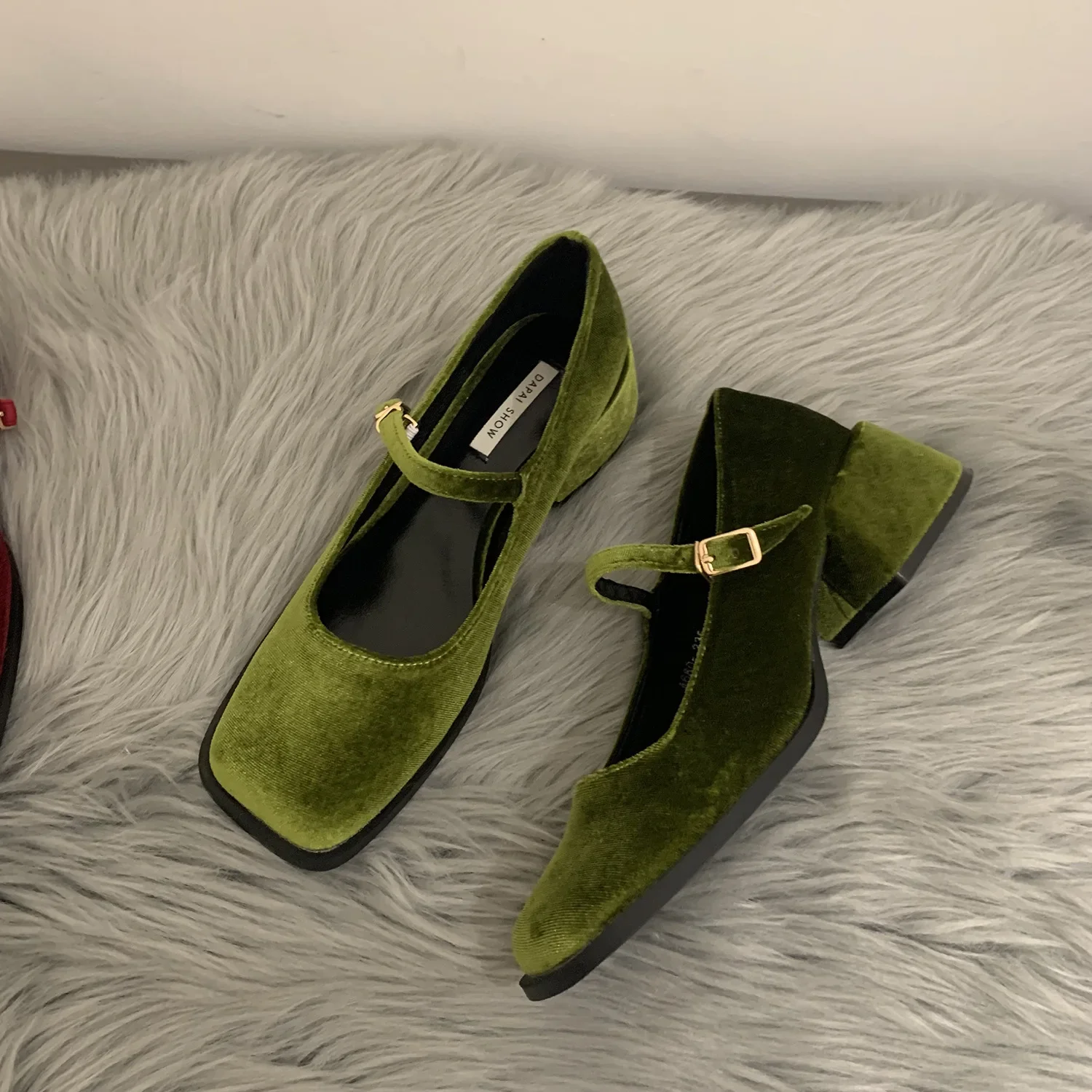 French Vintage Velvet High Heels, Thick Heels Mary Jane Women\'s Shoes Small Leather Shoes Wedding Shoes Women Zapatos De Mujer