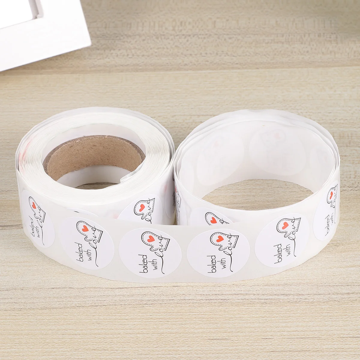 

1 Roll Baking Themed Strong Stickness Baked Design Decorative Stickers For Diy Food Gift Packaging