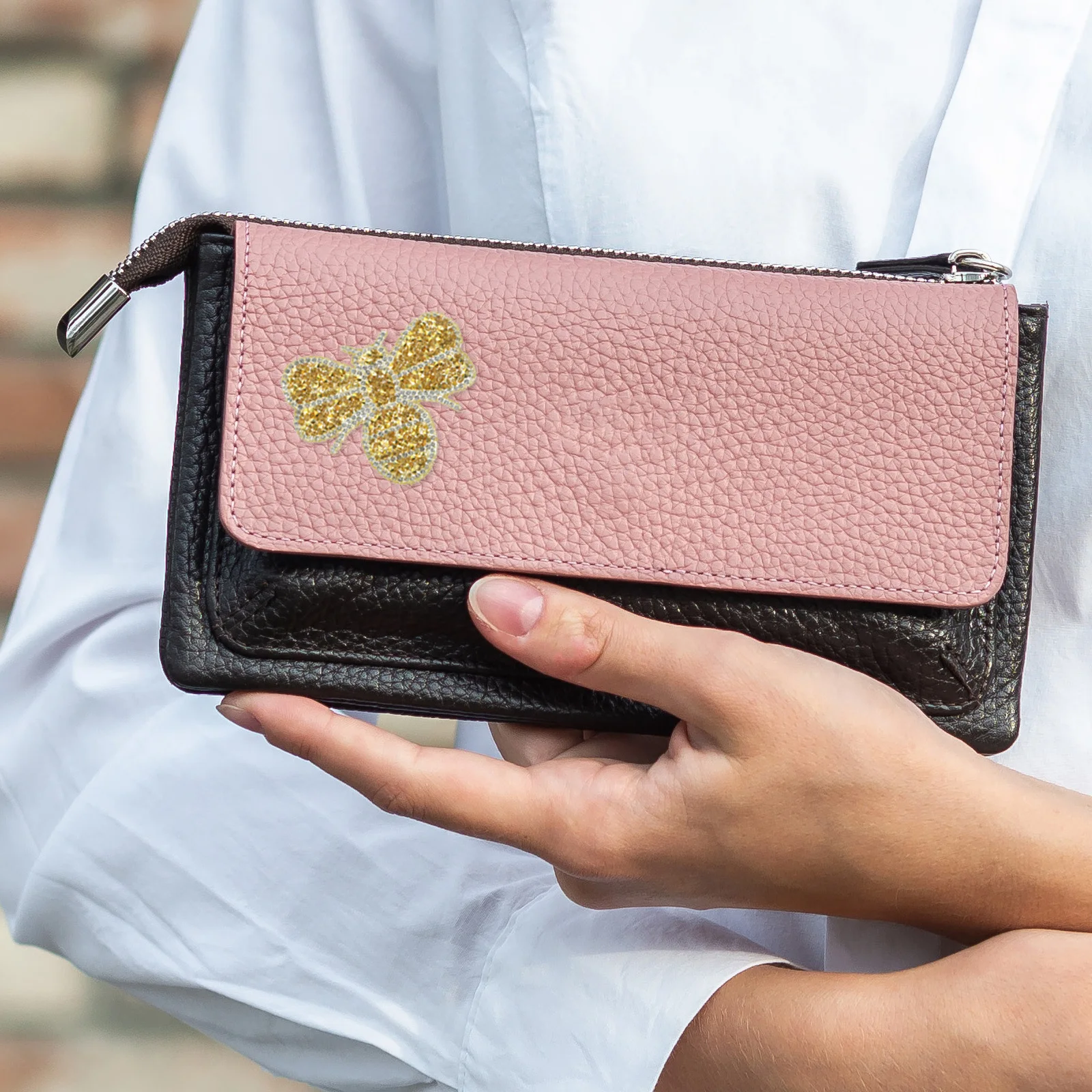 

10 Pcs Iron On Patches Clothes Accessories Bee Stickers For Jeans Jackets Backpacks Wear Resistant Hat Decorations Cartoon Coat