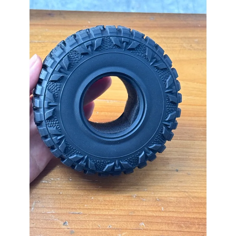 

1.9-inch new heart-shaped tire 112mm with inner liner For 1/10 RC Crawler Car AXIAL SCX10 RC4WD D90 Upgrade DIY accessories