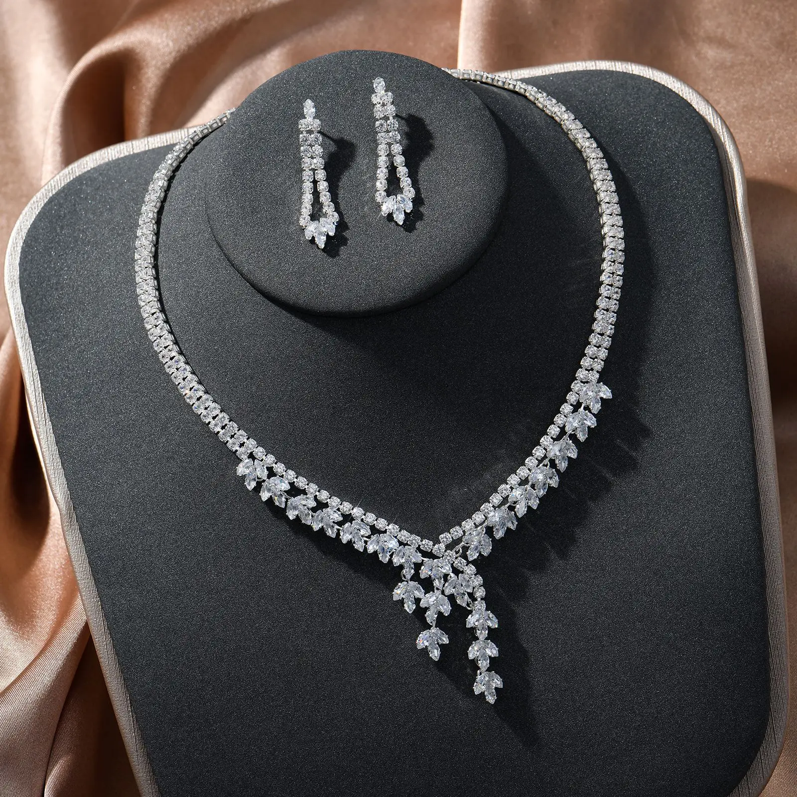 Cubic Zirconia Bridal Jewelry Sets For Women Saudi Arabia Indian Necklace Earring Sets For Wedding Bride Pendant Necklace Set