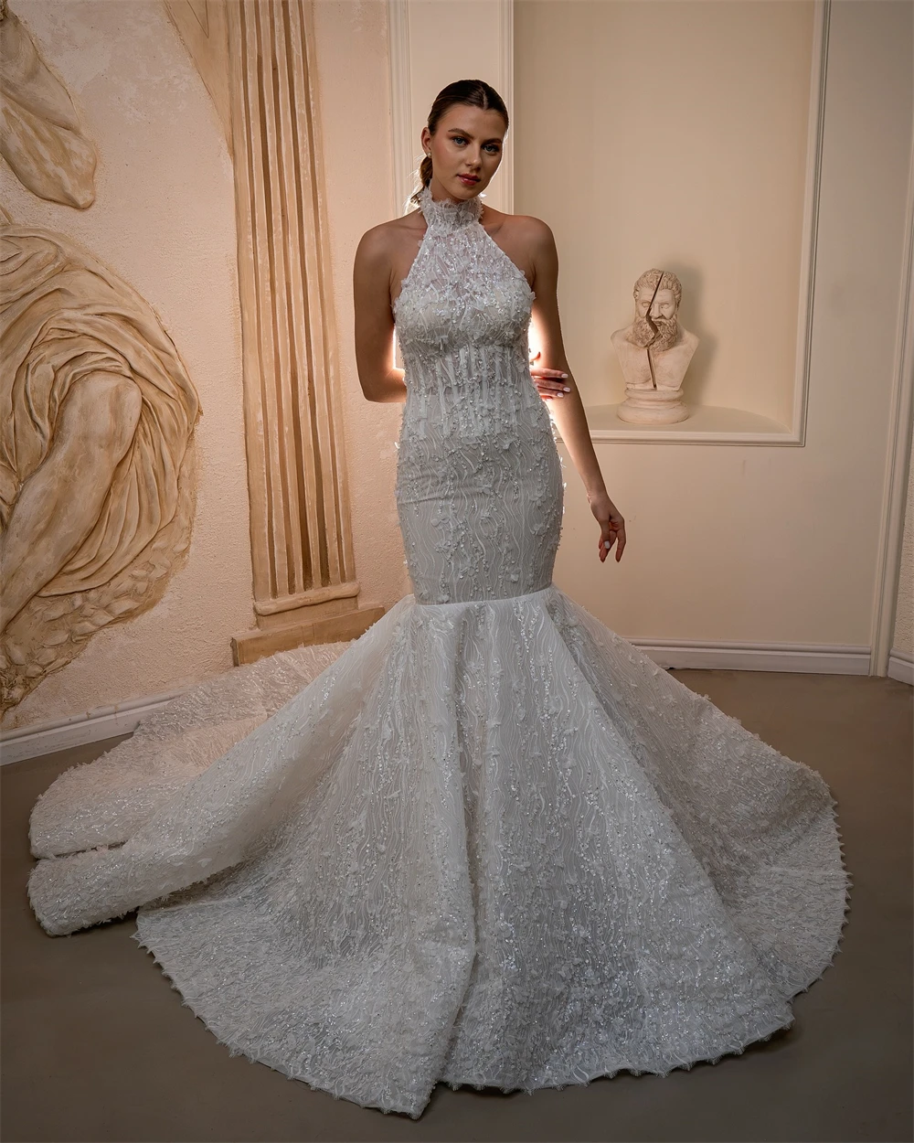 

Customized Dreamy White Organza Wedding Dress Formal Halter Sleeveless Bridal Gowns Elegant Mermaid Court Train Robe de mariée