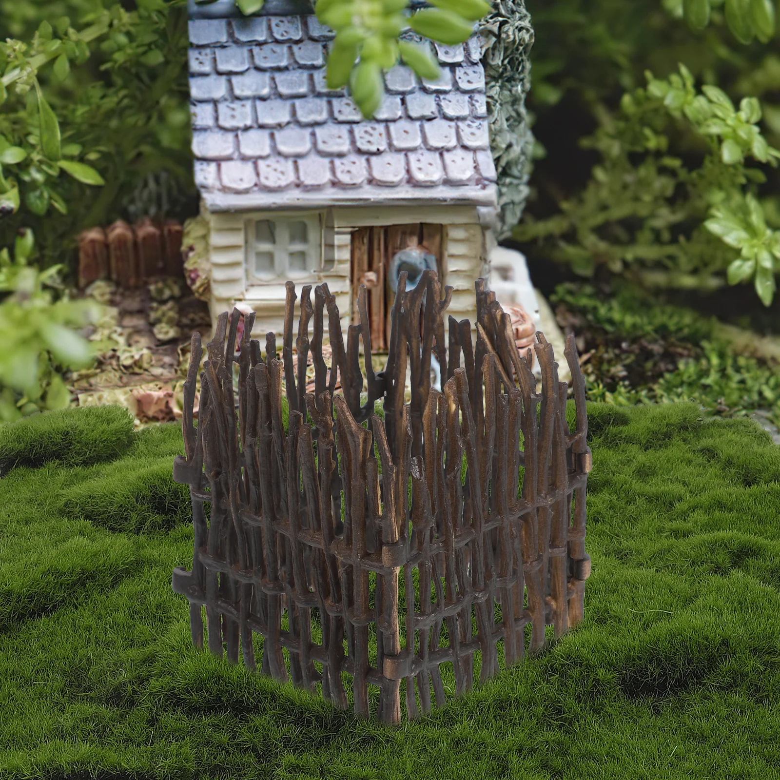 4 stuks Mini Hek voor Fairy Garden Hoge Realisme Miniatuur Landschap Grens DIY Simulatie Houten Piket Hek Accessoires