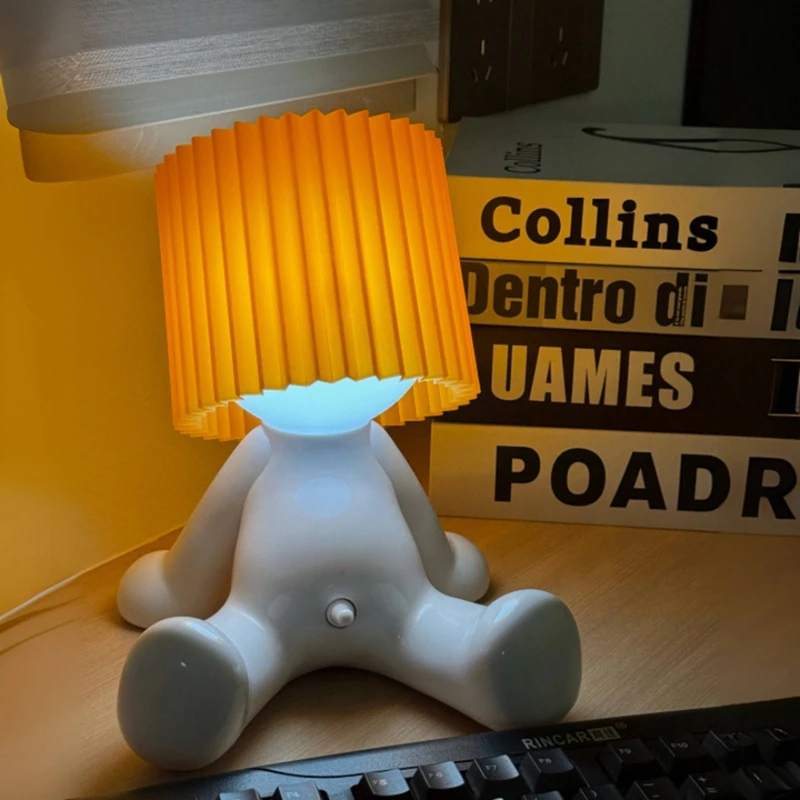 Een kleine verlegen man lamp, bescheiden Mike ondeugende nachtlamp verlegen jongen nachtlampje, witte cadeaus voor volwassenen, jongen bureaulamp