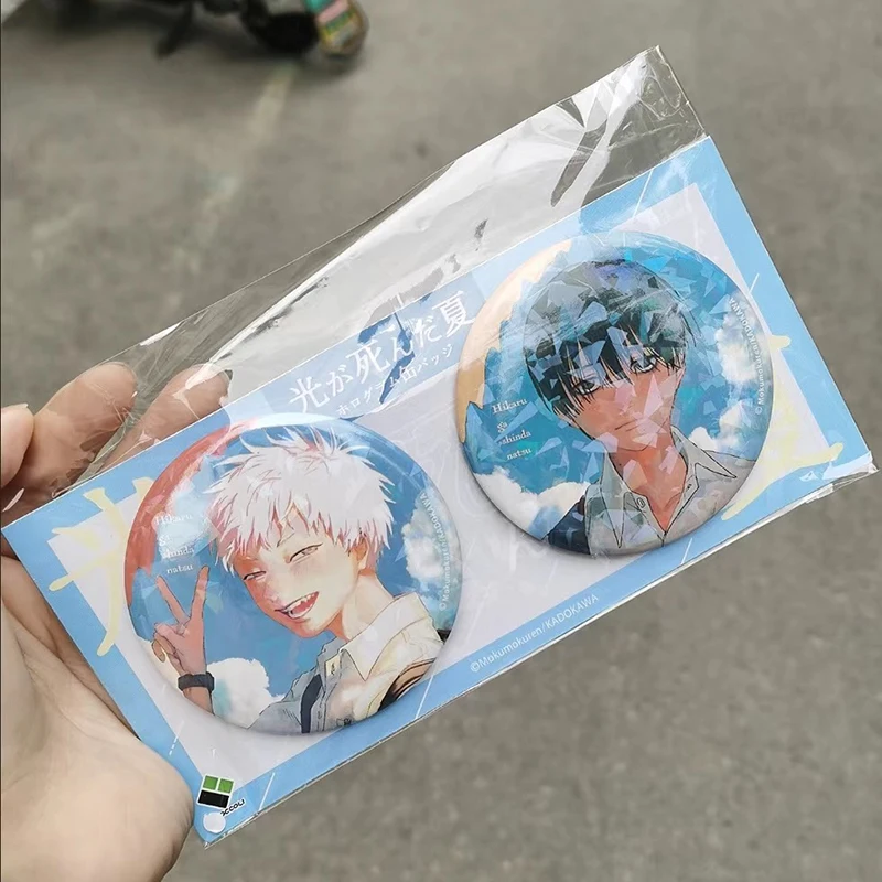Gorący 58mm Anime The Summer Hikaru Died Tsujinaka Yoshinori Strój Cosplay Odznaka Przypinka Szczelek z Blachy Broszka Rekwizyt Prezent na Boże Narodzenie