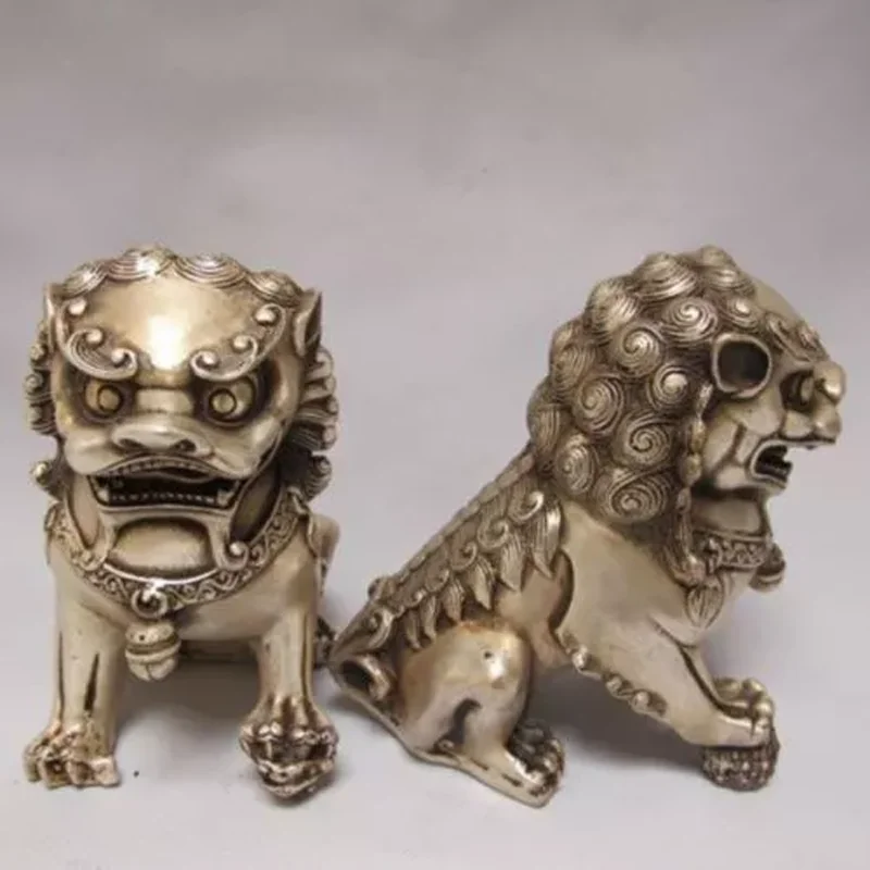 Antique Tibet silver carved guard Foo Dogs Lion pair statue