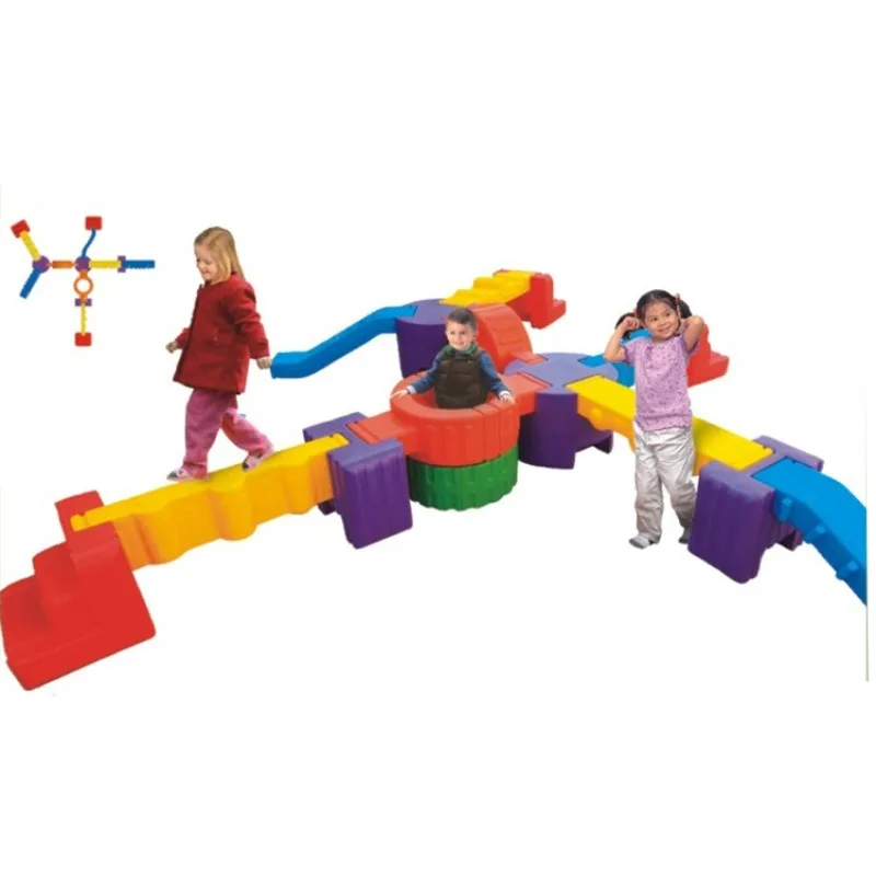 

Balance beam single-plank bridge